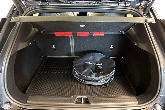 Volvo EX30 13 of 19