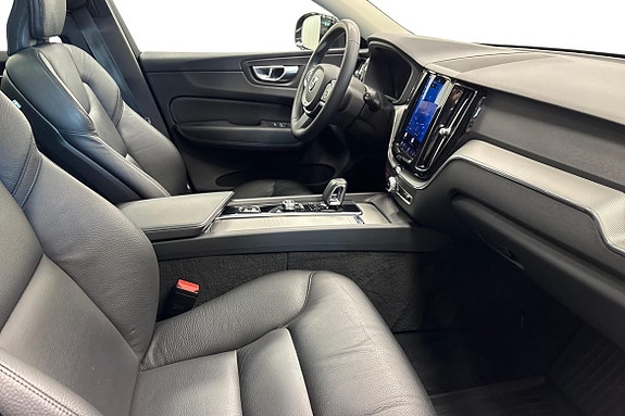 Volvo XC60 10 of 29