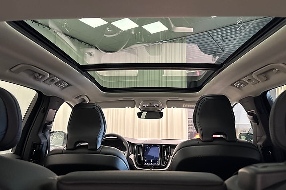 Volvo XC60 26 of 29