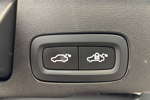 Volvo XC60 20 of 29