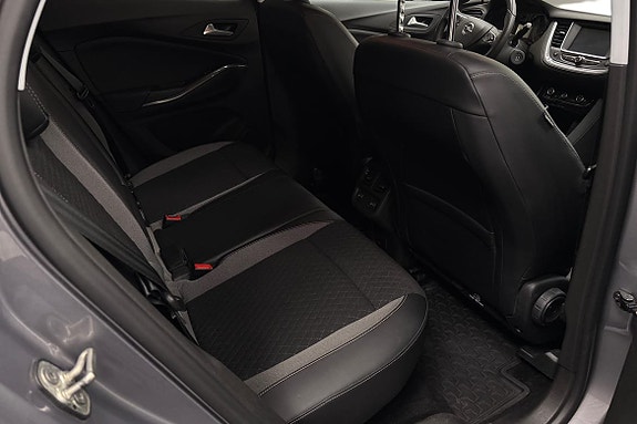 Opel Grandland X 11 of 19