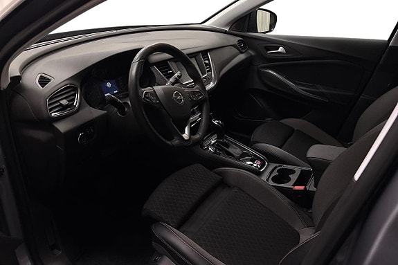Opel Grandland X 8 of 19