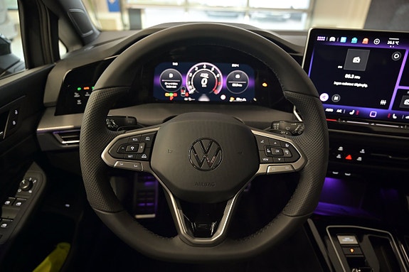 Volkswagen Golf I 13 of 26
