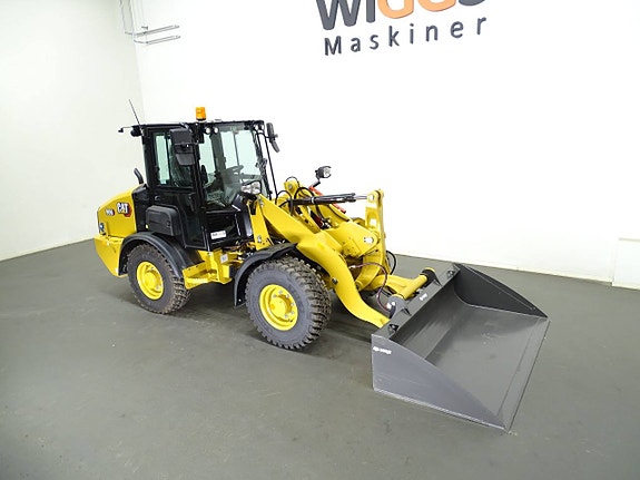 CAT 906M / 35/km/t / Aircond / Lastarmsfjädring 3 of 6