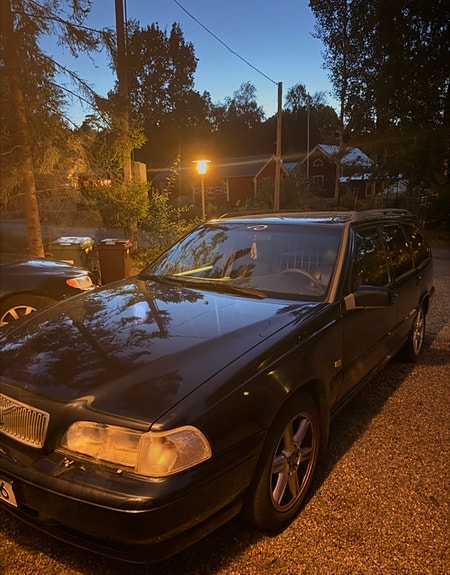 Volvo V70 5 of 7