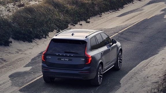 Volvo XC90 9 of 30