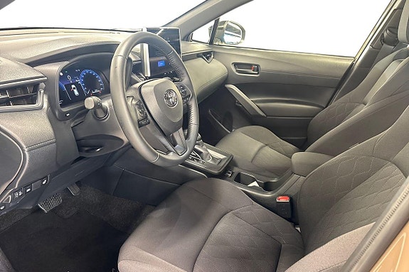 Toyota Corolla Cross 14 of 19