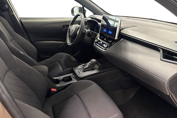 Toyota Corolla Cross 7 of 19