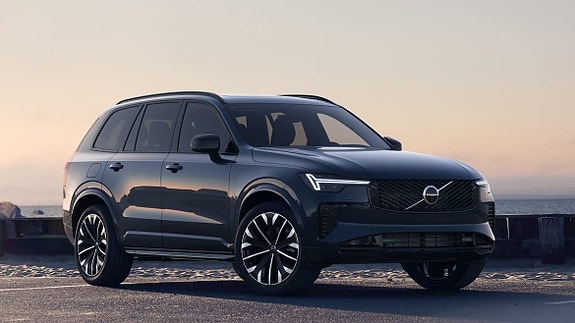 Volvo XC90 12 of 30