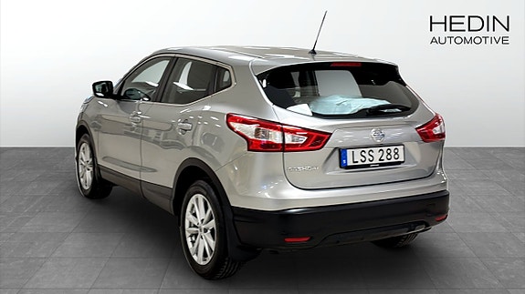 Nissan Qashqai 2 of 9