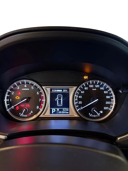 Suzuki Vitara 10 of 10