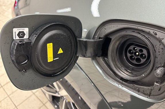 Volvo XC60 18 of 24