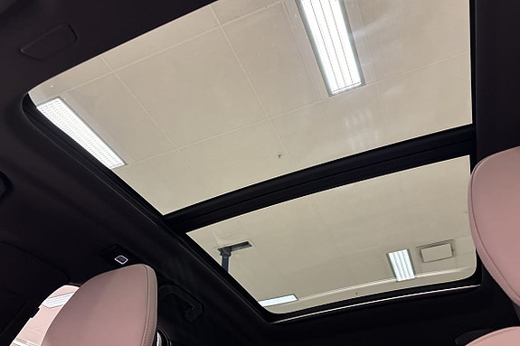 Volvo XC60 24 of 24