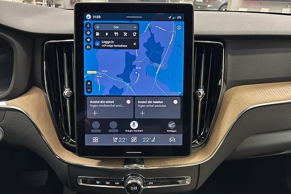 Volvo XC60 14 of 24