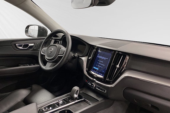 Volvo XC60 10 of 19