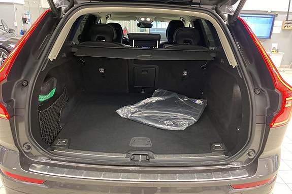 Volvo XC60 16 of 19