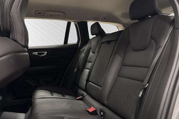 Volvo V60 4 of 22