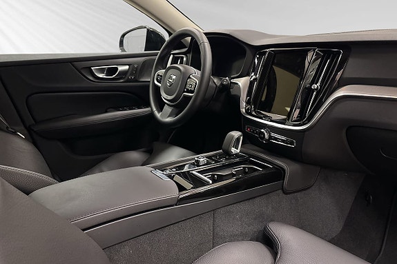 Volvo V60 8 of 22