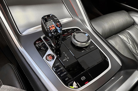 BMW X6 12 of 16
