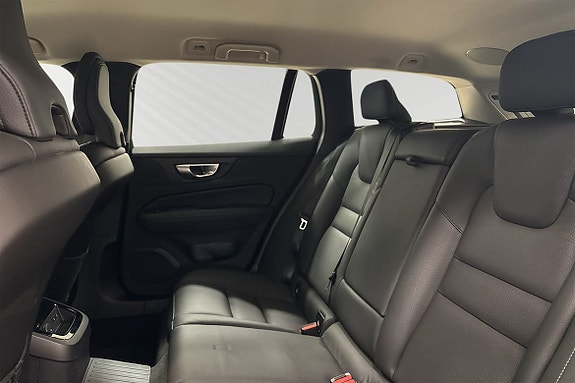 Volvo V60 4 of 23