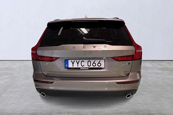 Volvo V60 5 of 22