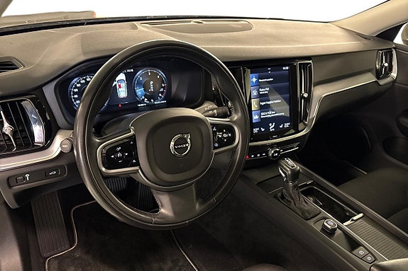 Volvo V60 8 of 22