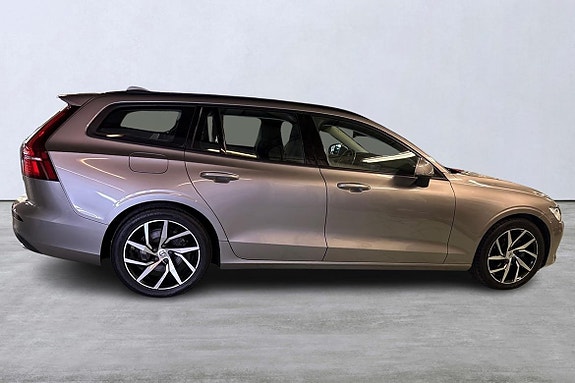 Volvo V60 3 of 22