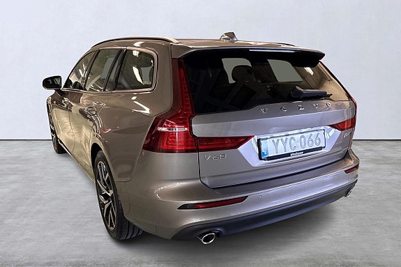 Volvo V60 4 of 22