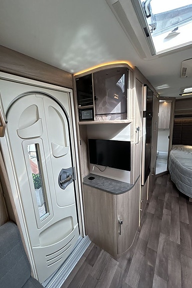 Kabe ROYAL 560 XL KS 15 of 20
