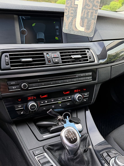 BMW 520d 6 of 7