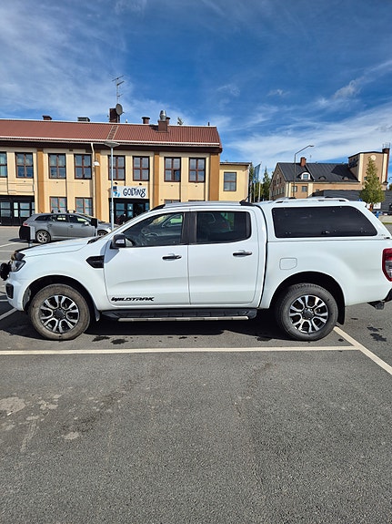 Ford Ranger 3 of 7
