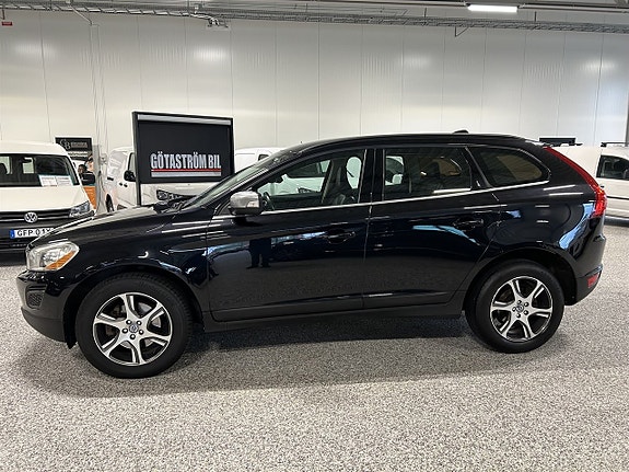 Volvo XC60 9 of 22