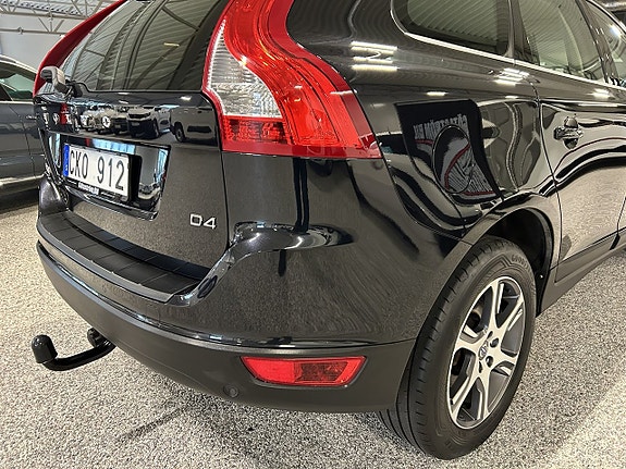 Volvo XC60 8 of 22