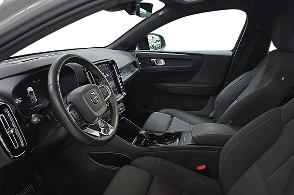 Volvo C40 14 of 23