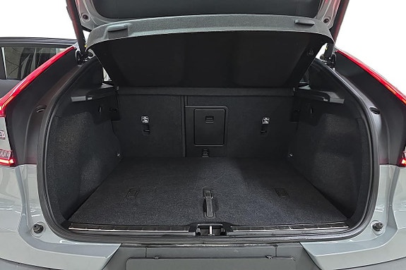 Volvo C40 12 of 23