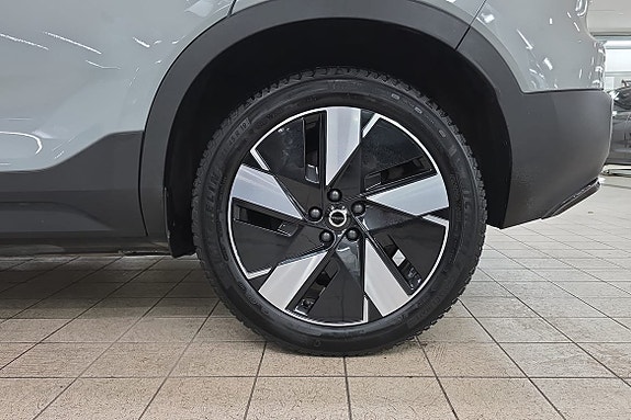 Volvo C40 17 of 23