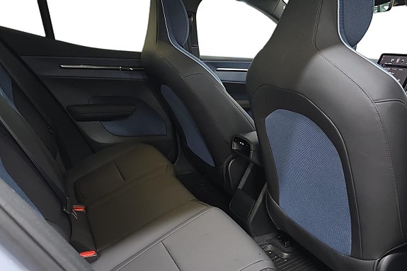 Volvo EX30 9 of 24