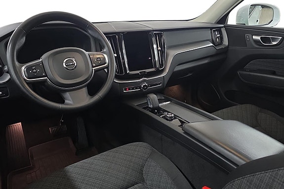 Volvo XC60 10 of 24