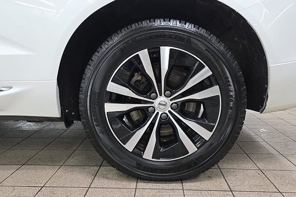 Volvo XC60 17 of 24