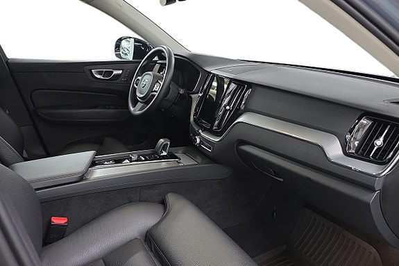 Volvo XC60 7 of 25