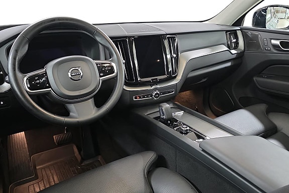 Volvo XC60 10 of 25