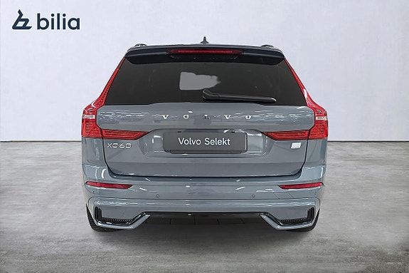 Volvo XC60 5 of 25