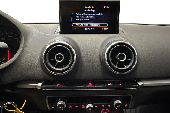 Audi A3 8 of 15