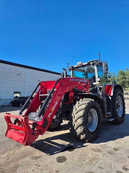 Massey Ferguson 8s 225