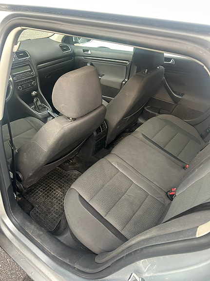 Volkswagen Golf VI 6 of 7