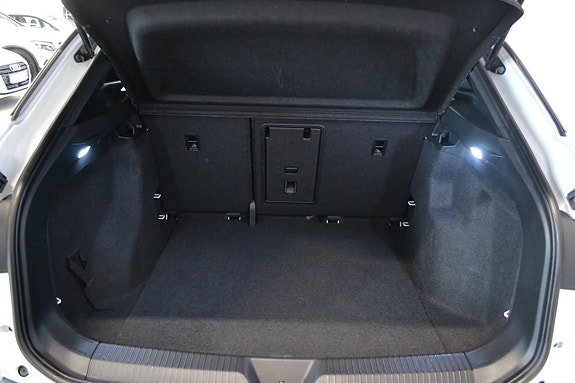 Volkswagen ID.4 11 of 14