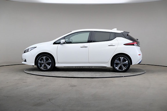 Nissan Leaf 4 of 22