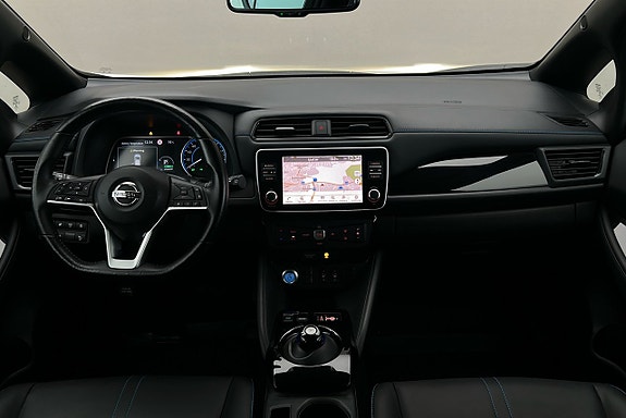Nissan Leaf 6 of 22