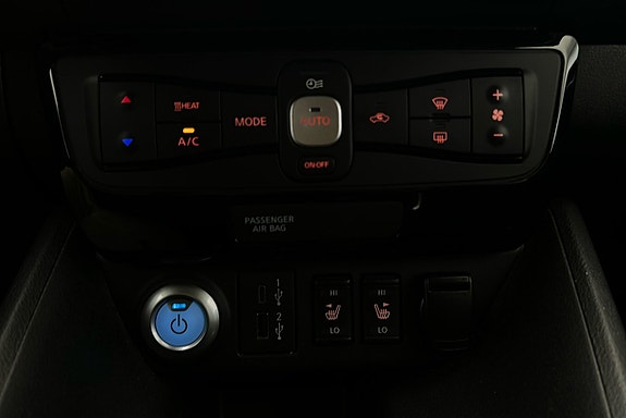 Nissan Leaf 15 of 22