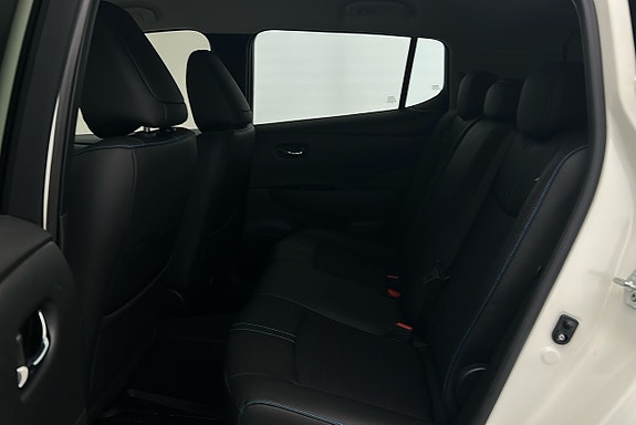 Nissan Leaf 13 of 22